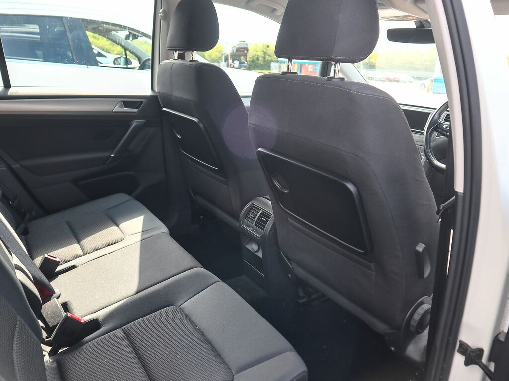 Volkswagen Golf SV 1.6 Se Bluemotion Tech Tdi Dsg White #4
