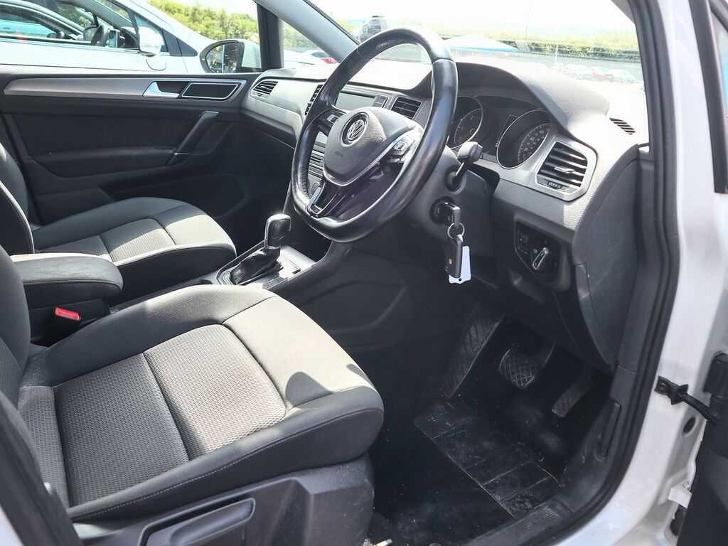 Volkswagen Golf SV 1.6 Se Bluemotion Tech Tdi Dsg White #3