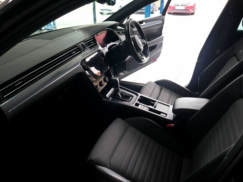 Volkswagen Passat 2.0 R-line Tdi Dsg Grey #4