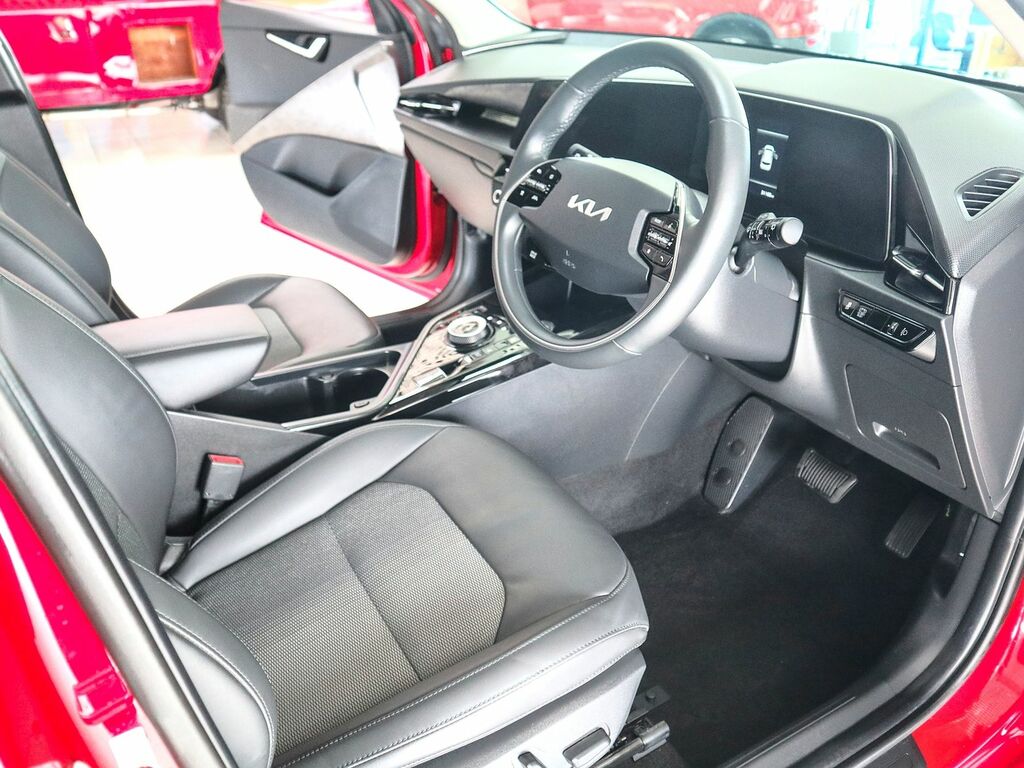Kia Niro 1.6 3 Gdi Hybrid CP23HVJ Red #3