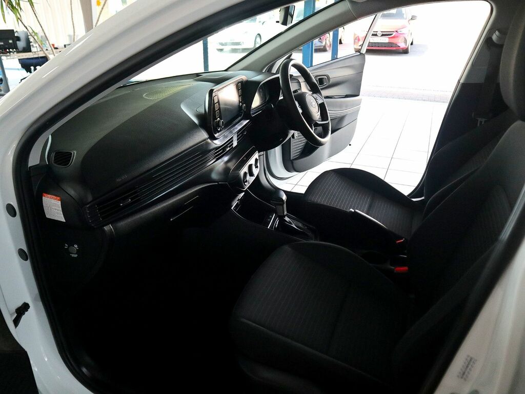 Hyundai I20 1.0 Se Connect Mhev T-gdi White #4
