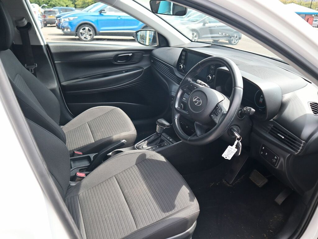 Hyundai I20 Se Connect Mhev T-gdi White #3