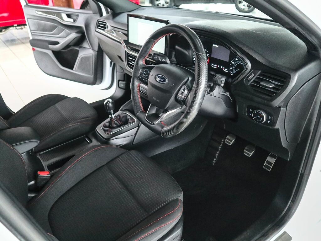 Ford Focus 1.0 St-line Ecoboost HV23VFH White #3