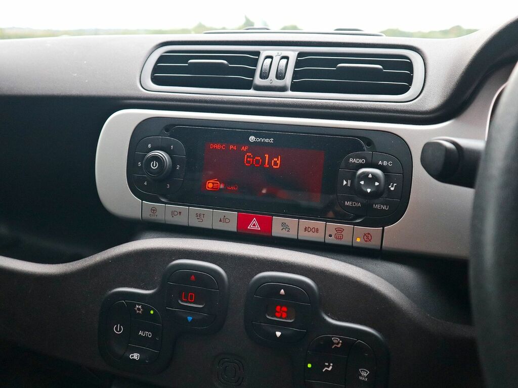 Fiat Panda Cross Mulitjet 4X4 Black #6