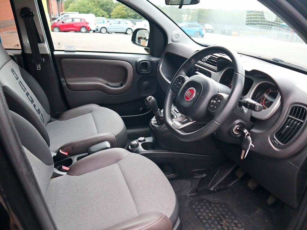 Fiat Panda Cross Mulitjet 4X4 Black #3