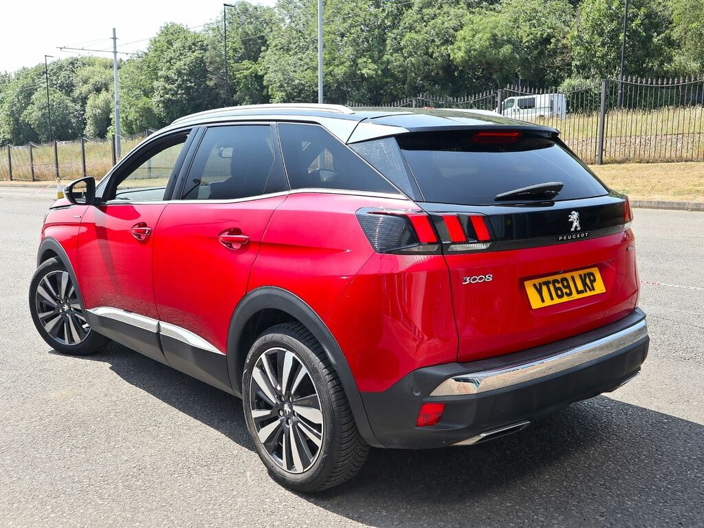 Peugeot 3008 Gt Line Premium Puretech Red #2