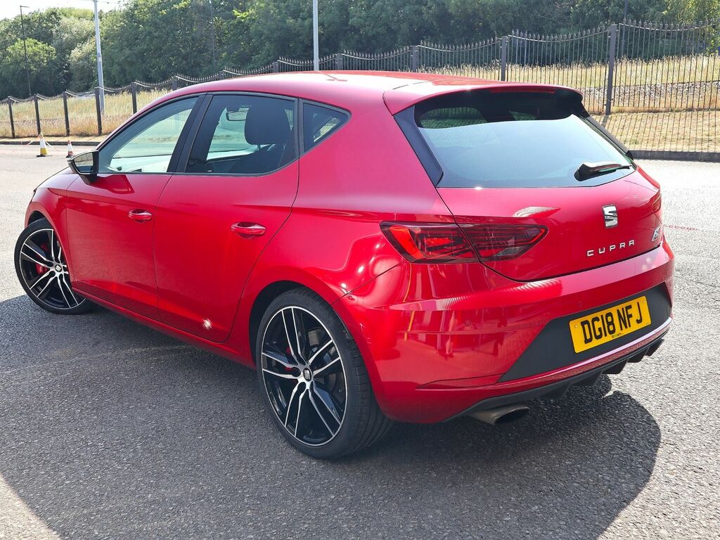 Seat Leon 2.0 Cupra 300 Tsi Red #2