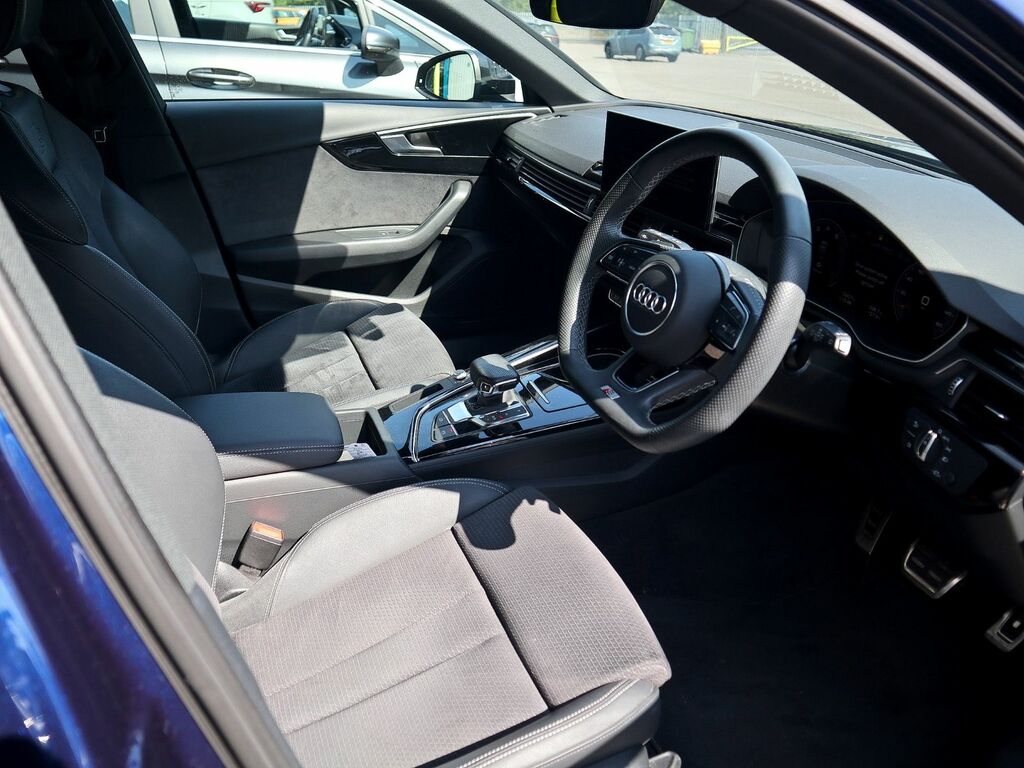 Audi A4 Avant Avant S Line Black Edition 35 Tfsi S Tronic Blue #3