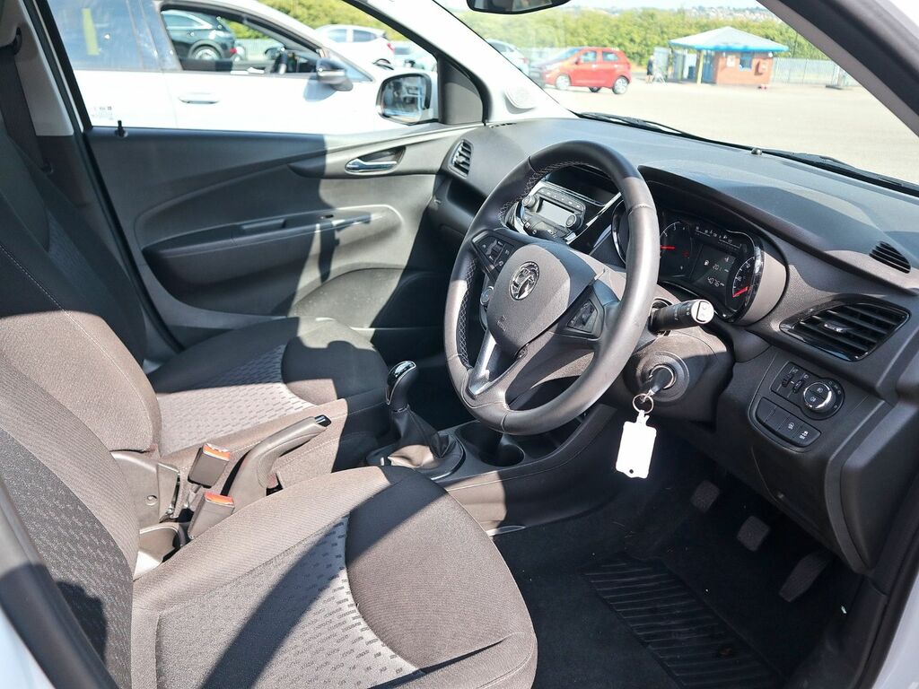 Vauxhall Viva Rocks White #3
