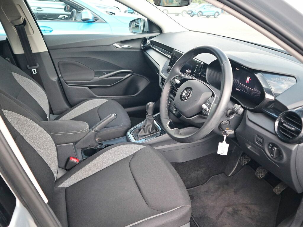 Skoda Fabia 1.0 Se Comfort Tsi Silver #3