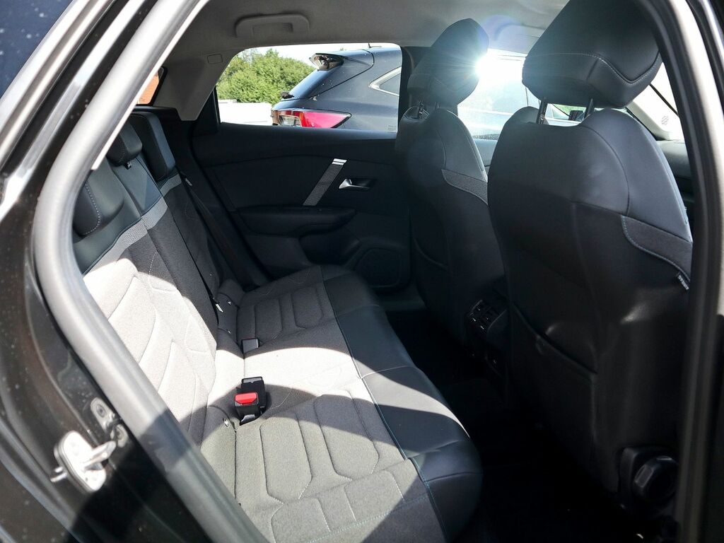 Citroen C4 Shine Puretech Black #4