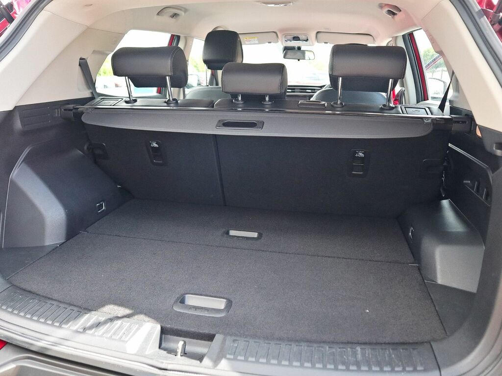SsangYong Korando Ventura Red #5