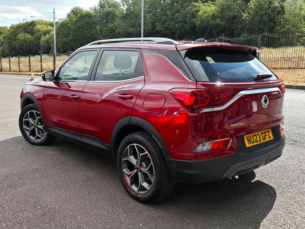 SsangYong Korando Ventura Red #2
