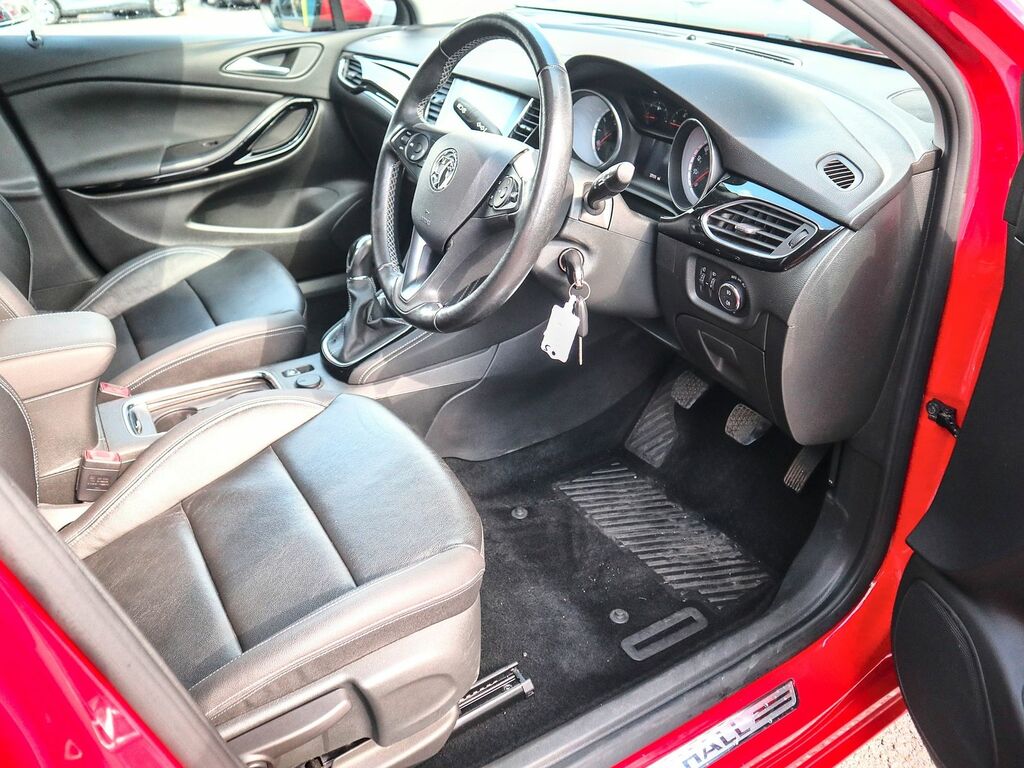 Vauxhall Astra Elite Nav Turbo Red #3