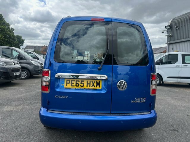 Volkswagen Caddy 1.6 Tdi C20 Highline Blue #4