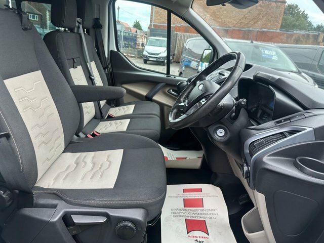 Ford Tourneo Custom 2.0 Tdci 170Ps Low Roof 8 Seater Titanium Grey #12