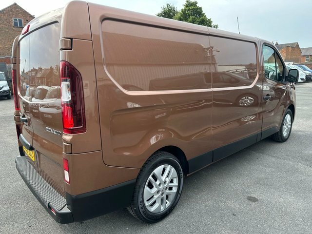 Renault Trafic 1.6 Dci 27 Business Swb Standard Roof Euro 6 White #29