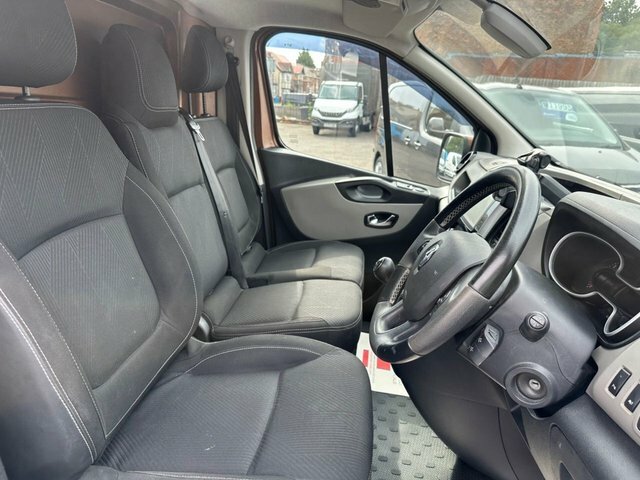 Renault Trafic 1.6 Dci 27 Business Swb Standard Roof Euro 6 White #14