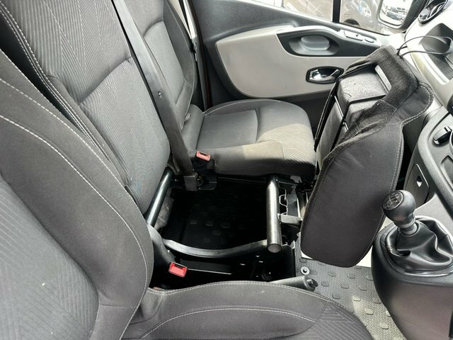 Renault Trafic 1.6 Dci 27 Business Swb Standard Roof Euro 6 White #10