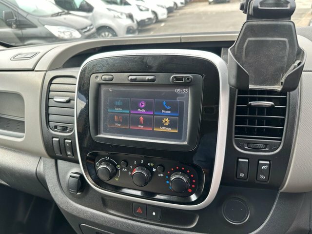 Renault Trafic 1.6 Dci 27 Business Swb Standard Roof Euro 6 White #16