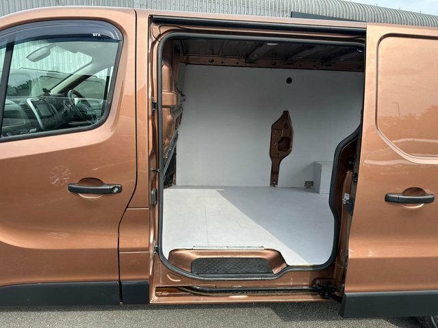 Renault Trafic 1.6 Dci 27 Business Swb Standard Roof Euro 6 White #8