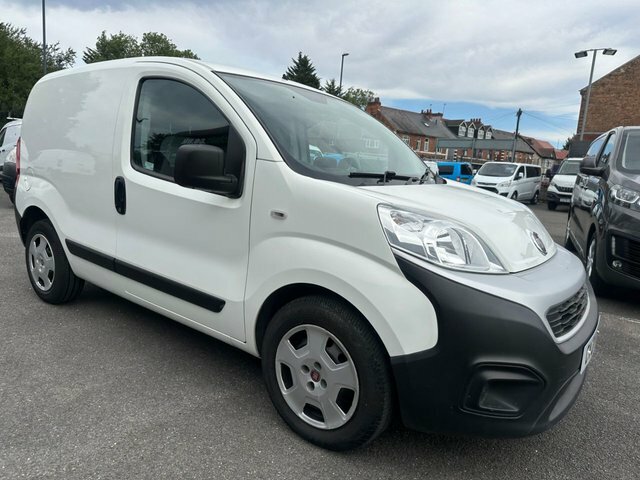 Fiat Fiorino 1.3 Multijetii Tecnico Car White #2