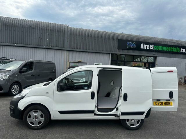 Fiat Fiorino 1.3 Multijetii Tecnico Car White #3