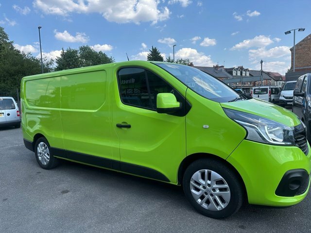 Renault Trafic 1.6 Dci Energy 27 Business Swb Standard Roof Euro Grey #27