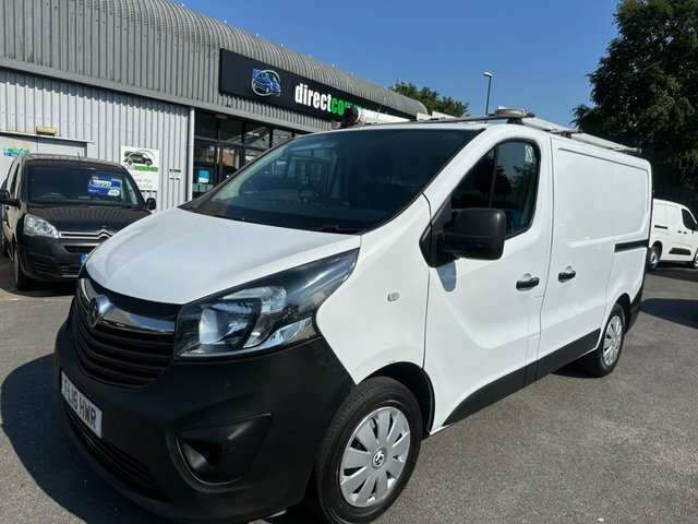 Vauxhall Vivaro Combi White #32