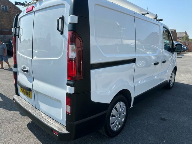 Vauxhall Vivaro Combi White #18