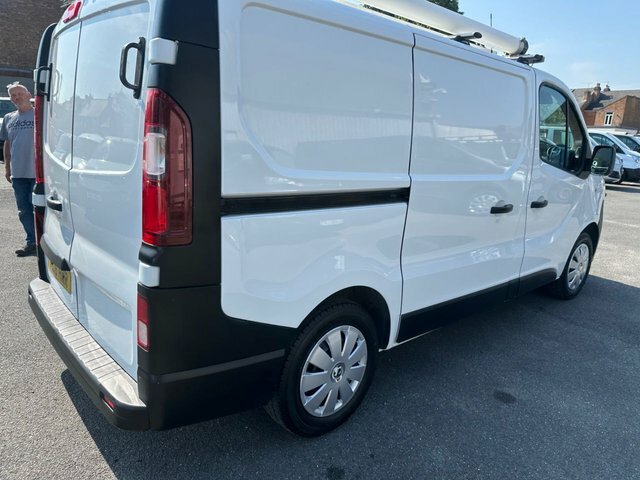 Vauxhall Vivaro 1.6 Cdti 2900 Ecoflex White #5