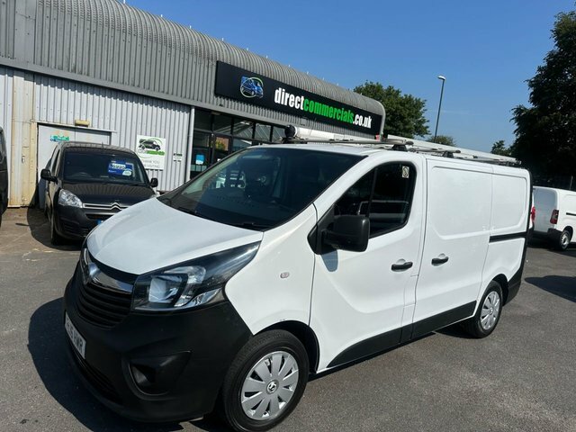 Vauxhall Vivaro Combi White #30