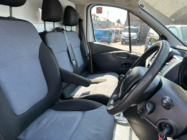 Vauxhall Vivaro Combi White #16
