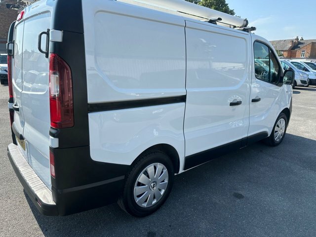 Vauxhall Vivaro Combi White #21