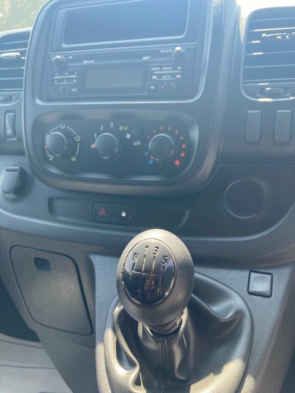 Vauxhall Vivaro Black #9