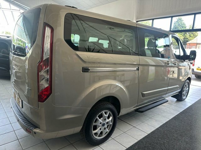 Ford Tourneo Custom  Silver #24