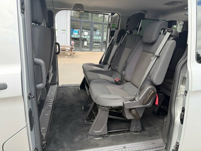 Ford Tourneo Custom 310 Ecoblue Titanium Minibus Silver #14