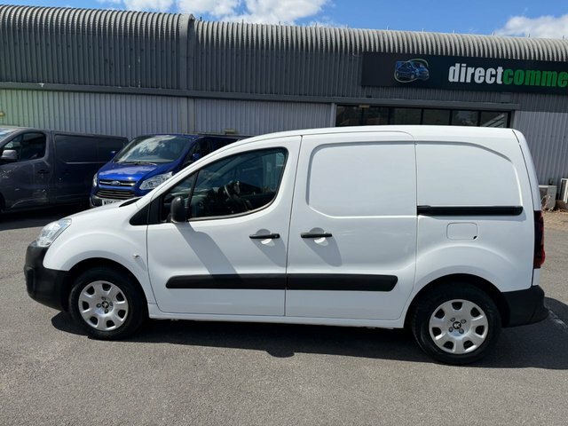 Peugeot Partner Diesel White #29