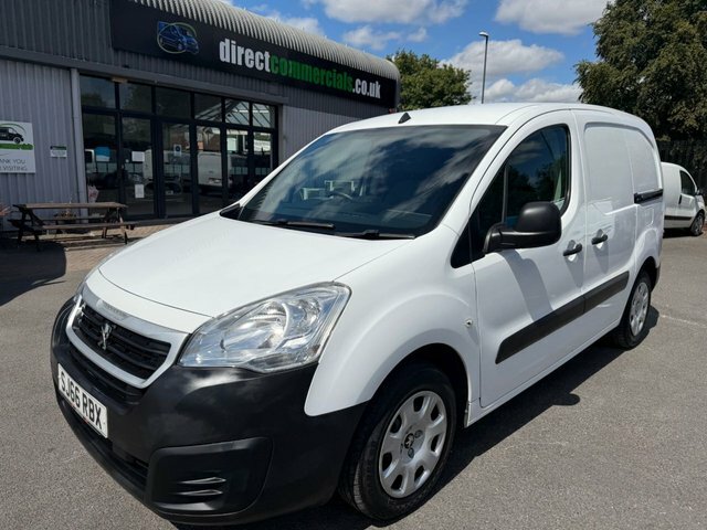 Peugeot Partner Diesel White #31