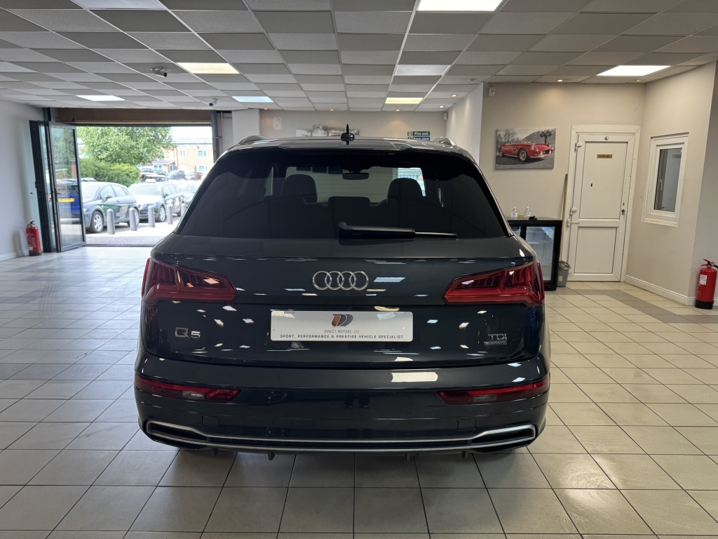 Audi Q5 2.0 Tdi Quattro S Line Grey #4