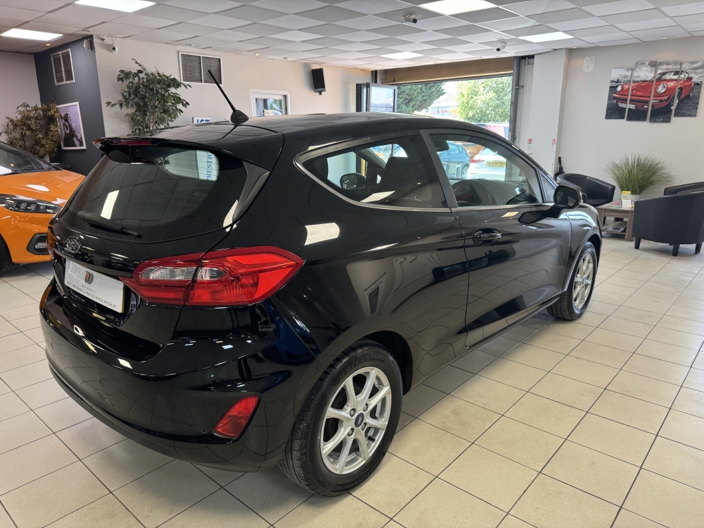 Ford Fiesta 1.1 Zetec SK18BWH Black #3