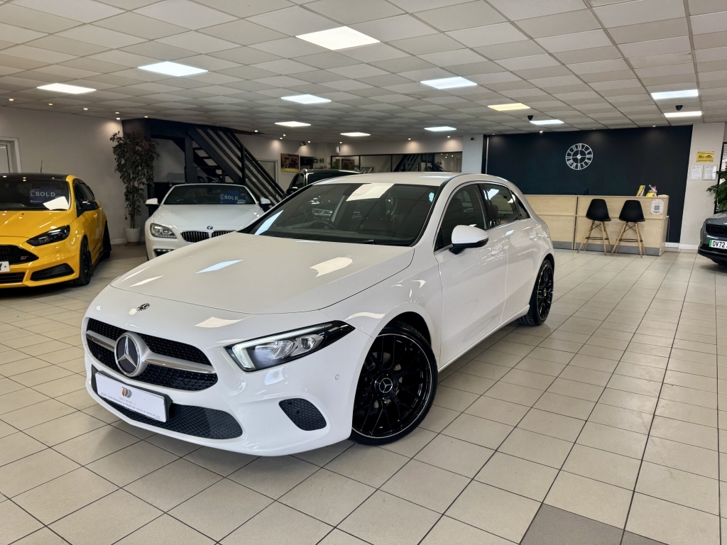 Mercedes-Benz A Class 1.5 A 180 D Sport Executive White