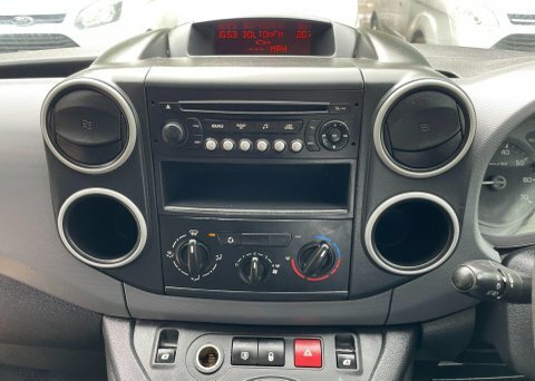 Peugeot Partner 1.6 Hdi Se L1 850 89 Bhp White #25