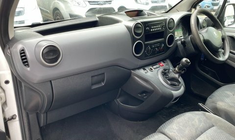Peugeot Partner 1.6 Hdi Se L1 850 89 Bhp White #28