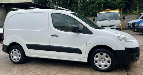 Peugeot Partner 1.6 Hdi Se L1 850 89 Bhp White #4
