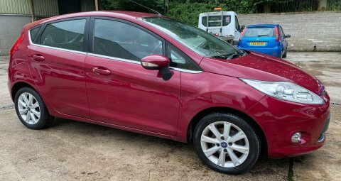 Ford Fiesta 1.4 Zetec Hatchback Red #3