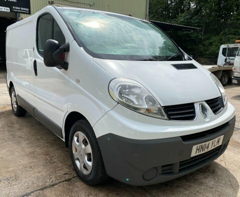 Renault Trafic 2.0 Dci Sl29 White #2