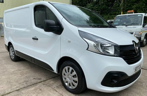 Renault Trafic 1.6 Dci 27 White #2