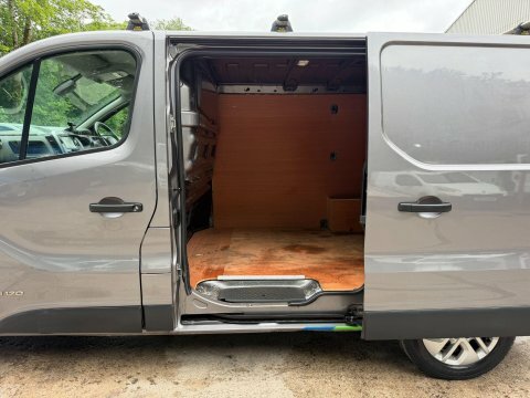 Renault Trafic Dci Energy 29 Businesseuro 6 U5758 Ulez White #20