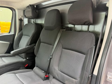 Renault Trafic Dci Energy 29 Businesseuro 6 U5758 Ulez White #44